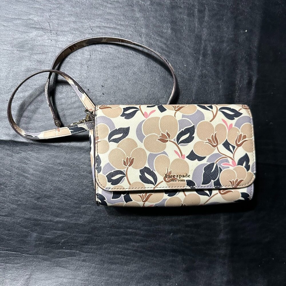 Kate Spade New York Cameron Small Flap Crossbody Bag